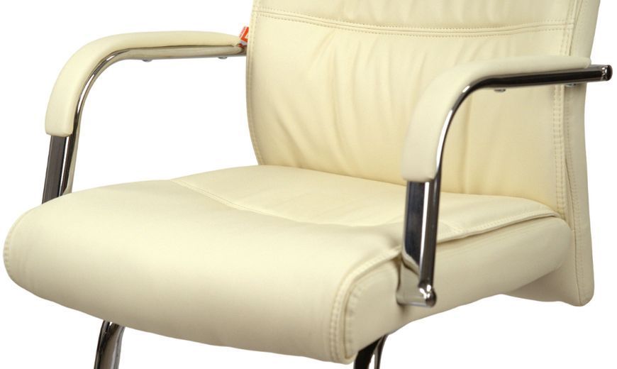 Кресло конференционное АКЛАС Визеу CF Бежевый (PU Beige) 162293 фото